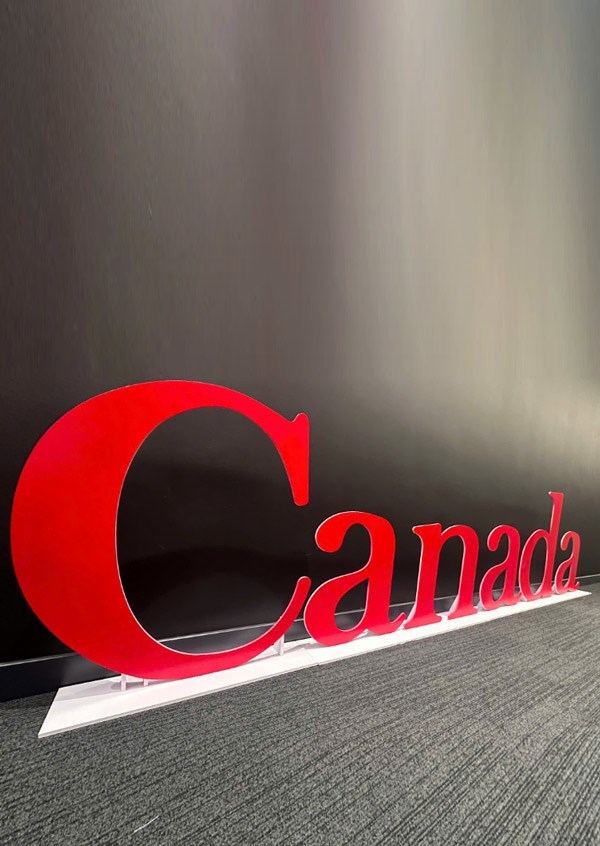 HASHTAGS_CANADA